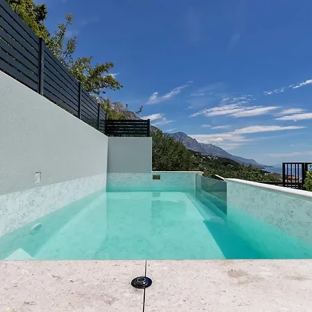 Luxury In Brela, Heated Pool